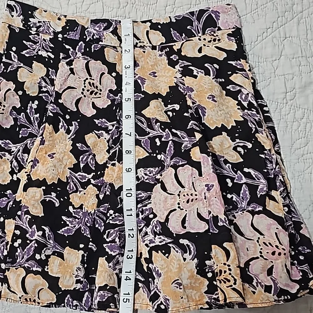 Free People -1912 End of The Island Floral‎ Skirt Black Combo Women's size 4